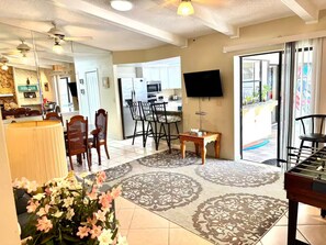 Interior - Sunlit Escape • Pool • Perfect for Big Groups (Safety Harbor)