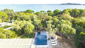 室外泳池、暖水池