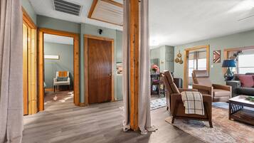 Télévision, cheminée