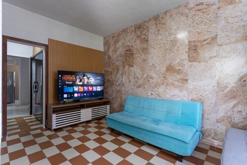 Casa c Garagem e Varanda a 400 m do Museu Imperial