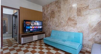 Casa c Garagem e Varanda a 400 m do Museu Imperial