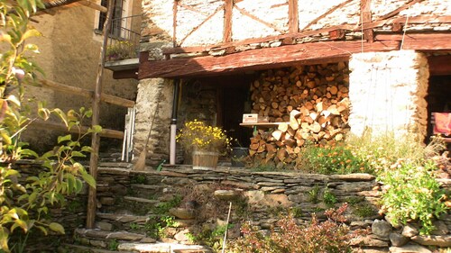 Casa di Luna vacation in the wild and romantic mountains of Lake Maggiore