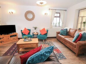 Living area - Win Hill View Cottage (Hope Valley)
