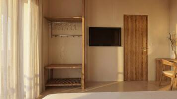 Suite with Private Pool and Sea View | Premium bedding, down comforters, pillowtop beds, minibar