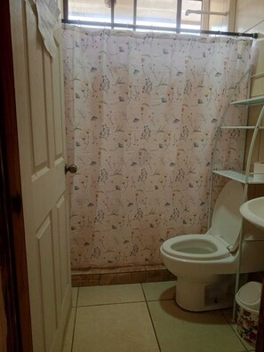 Casa adosada confort, patio | Baño