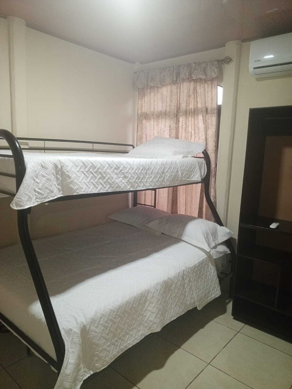 Casa adosada confort, patio | Wifi gratis