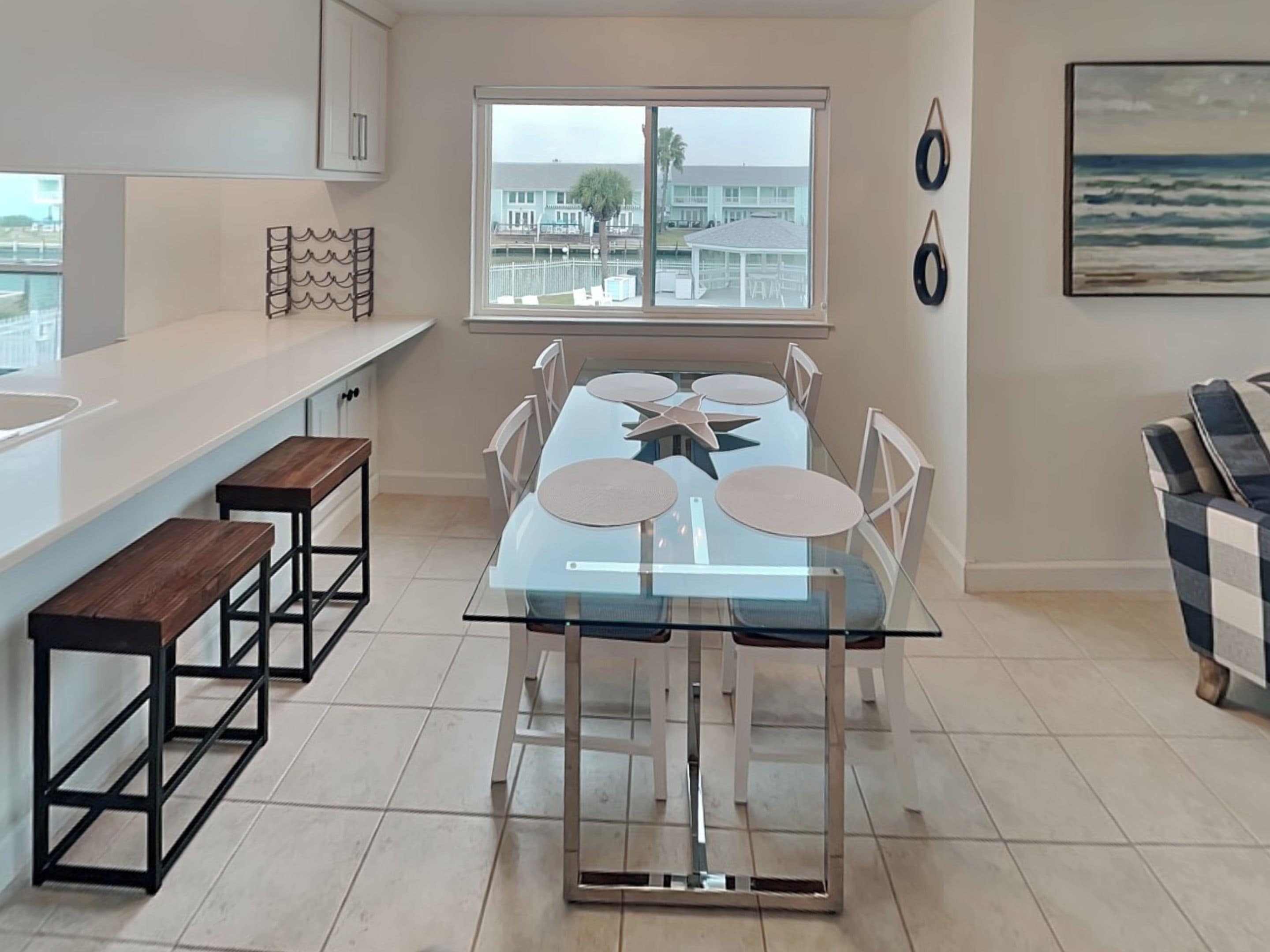 Condo (2 Bedrooms) | Property amenity