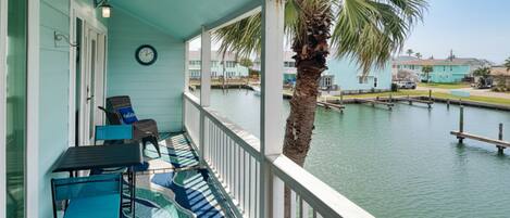 Condo (2 Bedrooms) | Property amenity