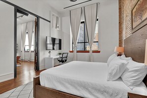 1 Schlafzimmer, Schreibtisch, BĂŒgeleisen/BĂŒgelbrett, Internetzugang