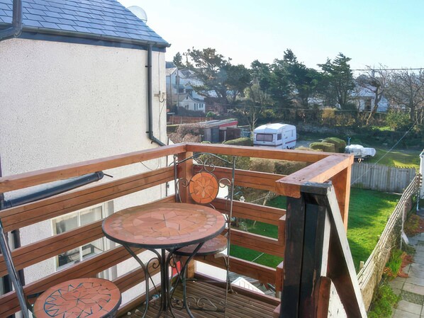 Outdoor dining - Morlais (Rhosneigr)