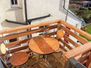 Outdoor dining - Morlais (Rhosneigr)