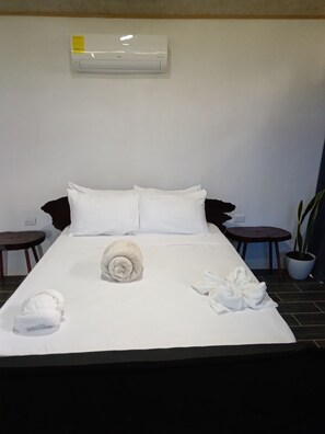 1 室のベッドルーム、アイロン / アイロン台、WiFi (無料)、ベッドシーツ