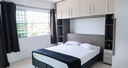 Casa de Praia Pet Friendly com Churrasqueira e Ar