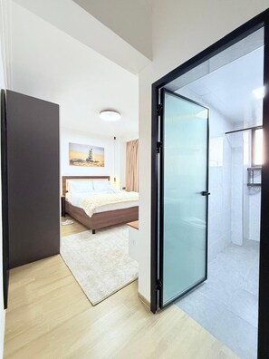 2 bedrooms, iron/ironing board, WiFi, bed sheets - Centrally Located 2 bedroom apartment with Stunning City Views in Nairobi (Nairobi)