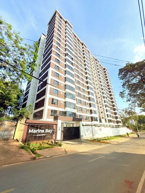 Exterior - Centrally Located 2 bedroom apartment with Stunning City Views in Nairobi (Nairobi)