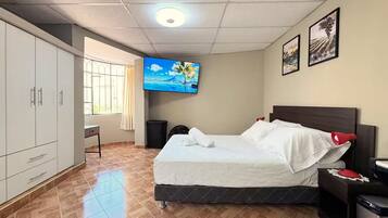 1 bedroom, iron/ironing board, WiFi, bed sheets