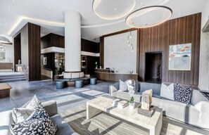 Lobby - 1100 Sq Ft Midtown Apt - 2 Miles from Benz Stadium (Atlanta)