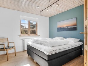 5 bedrooms, Internet