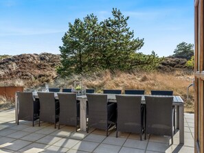 Outdoor dining - "Uolevi" - 1.1km from the sea by Interhome (Skagen)
