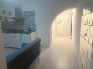 Interior - Lovely apartment in the heart of Rome, a stone's throw from the Metro and the Colosseum. (Roma)