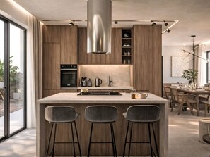 Kühlschrank, Mikrowelle, Ofen, Geschirrspüler
