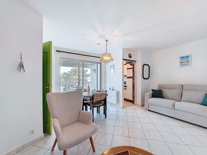 TV - La Frégate by Interhome (Vaux Sur Mer)