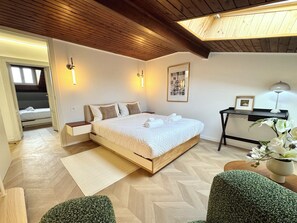 3 bedrooms, iron/ironing board, free WiFi, bed sheets - COZY ATTIC DESIGNER, 1 MINUTE FROM THE METRO, IDEAL FOR FAMILIES (Milano)