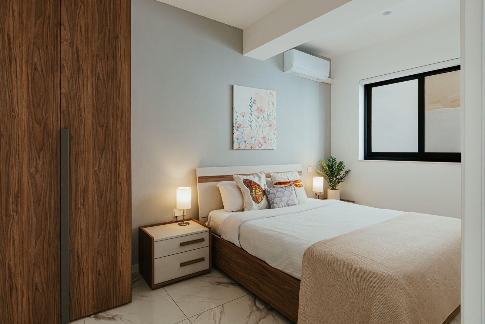 2 habitaciones, tabla de planchar con plancha y wifi gratis 