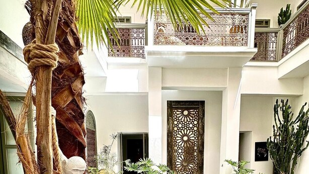 حمام سباحة