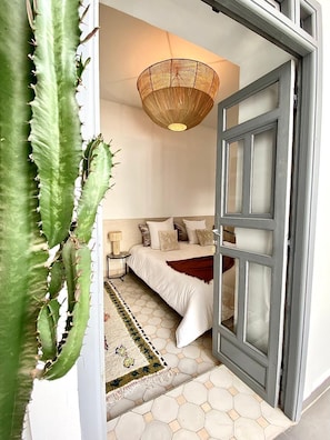 6 chambres, Wi-Fi, draps fournis