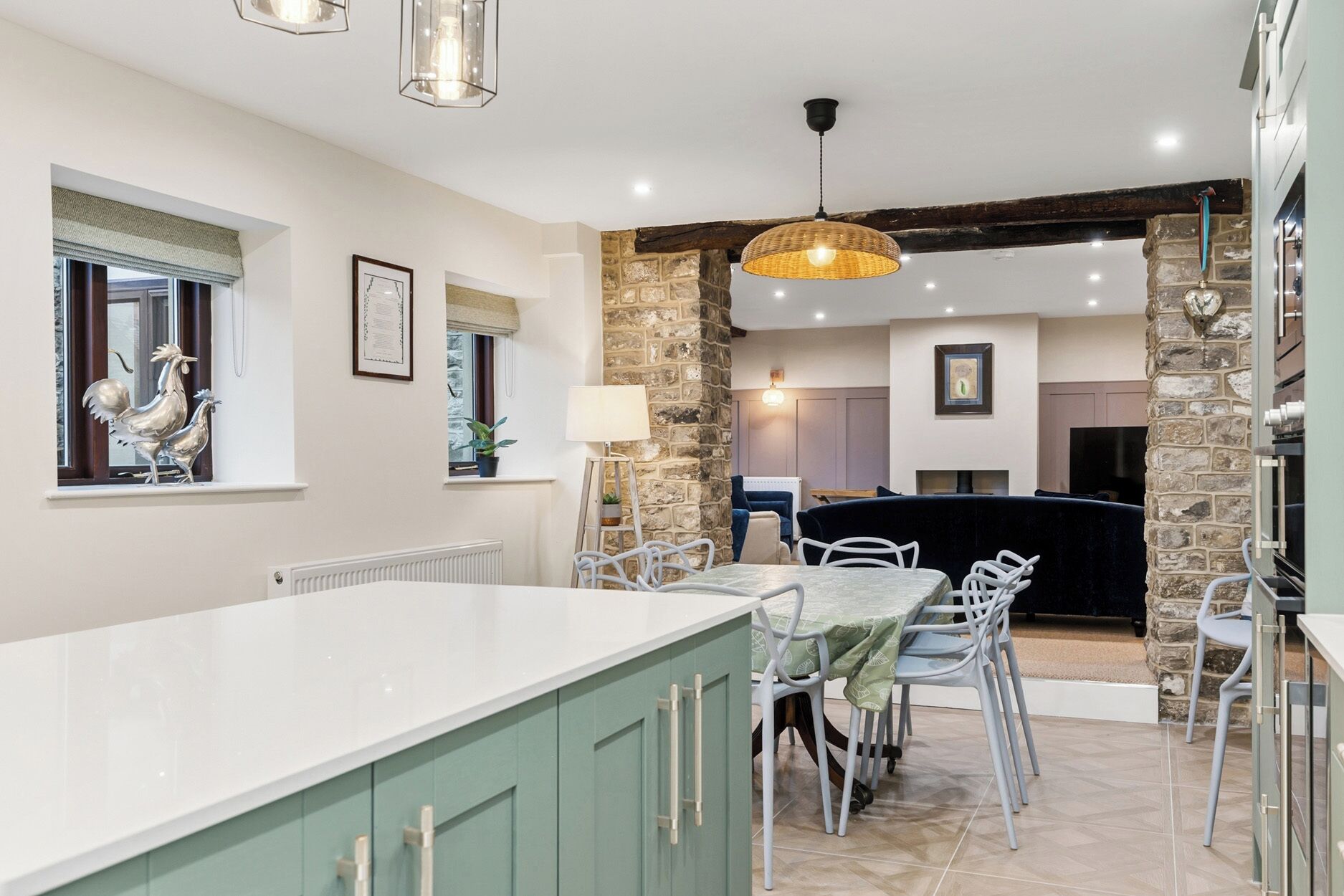 Cottage | Dining