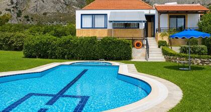 Villa Sandpiper - Two Bedroom Villa, Sleeps 4