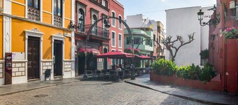 Vacation Home 'Gáldar-centro' with Private Terrace, Balcony, and Wi-Fi