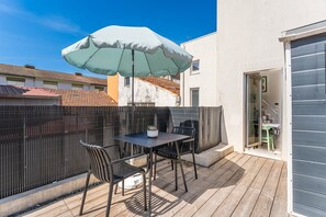Outdoor dining - GuestReady - Cosy stay in Bonfim (Porto)