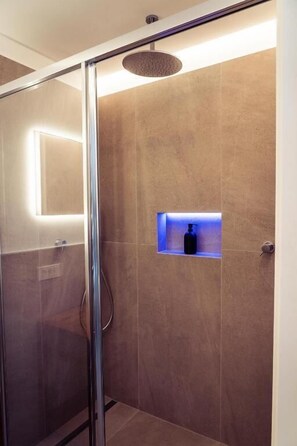 Bathroom - Zilli Studio Apartments (Termeno Sulla Strada del Vino)