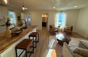 Interior - Furnished, Convenient Home Near Redding Hospitals (Redding)