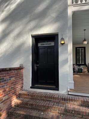 Exterior detail - Cozy 1-bedroom apartment at Greenleaf Villa. Downtown Camden, SC. (Camden)