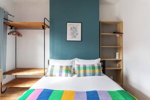 3 bedrooms, iron/ironing board, WiFi, bed sheets - Traditional Belfast Home, Walking Distance to City & Titanic Heritage (Belfast)