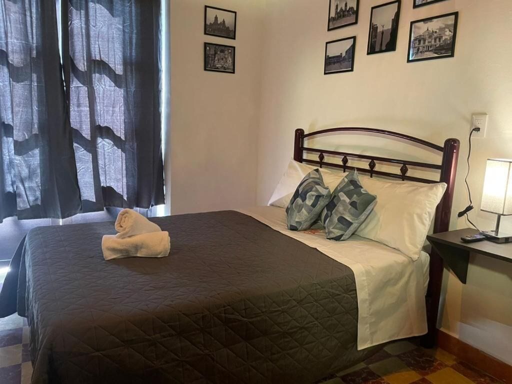 Quarto casal clássico, vista para a cidade