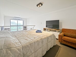 อพาร์ทเมนท์, 1 ห้องนอน, ระเบียง, วิวเมือง | สิ่งอำนวยความสะดวกในห้องพัก
