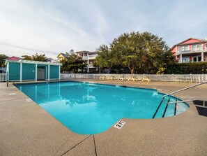Studio (6 Bedrooms) | Property amenity - In Sea State Escape (Kure Beach)
