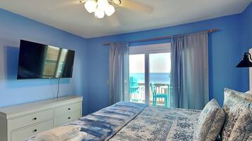 Condo (3 Bedrooms) | Property amenity