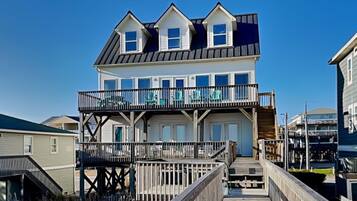 Studio (5 Bedrooms) | Property amenity