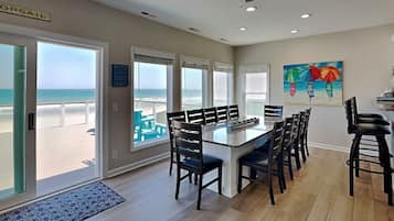 Studio (5 Bedrooms) | Property amenity
