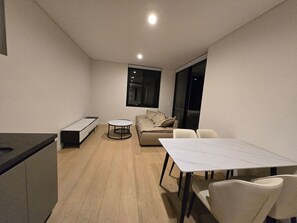 Interior - Glebe one 072 Close to SYD CBD (Glebe)