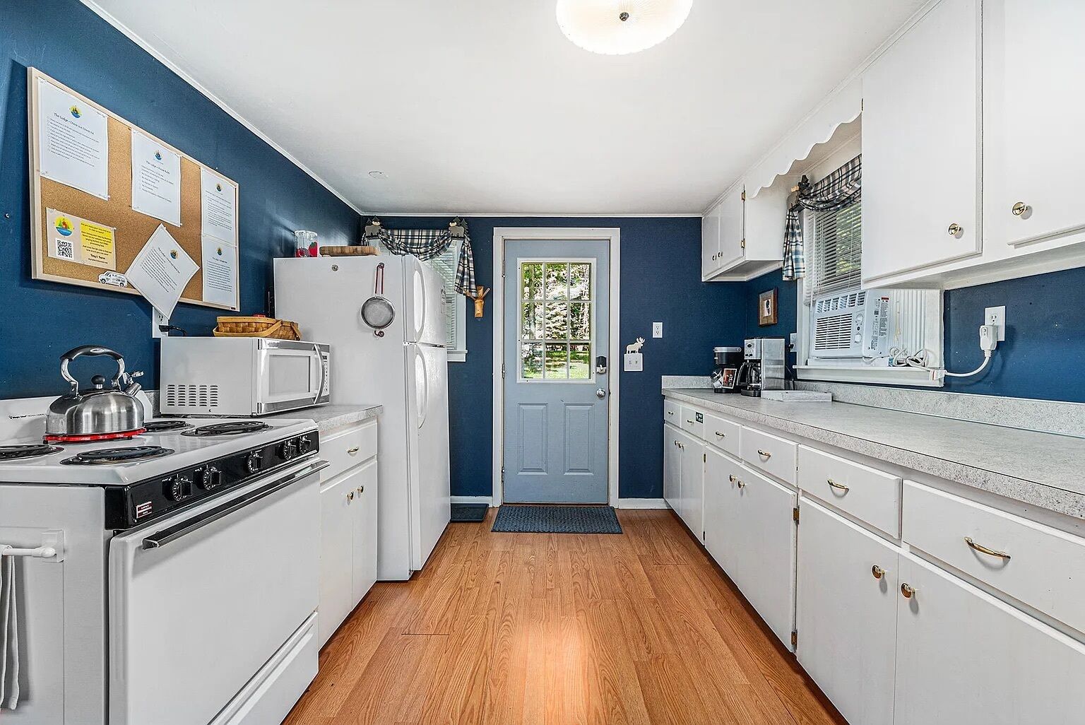 Microwave, oven, stovetop