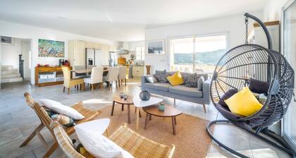 Les Oliviers - Villa climatisée avec piscine