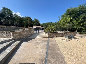 Enceinte de l’hébergement