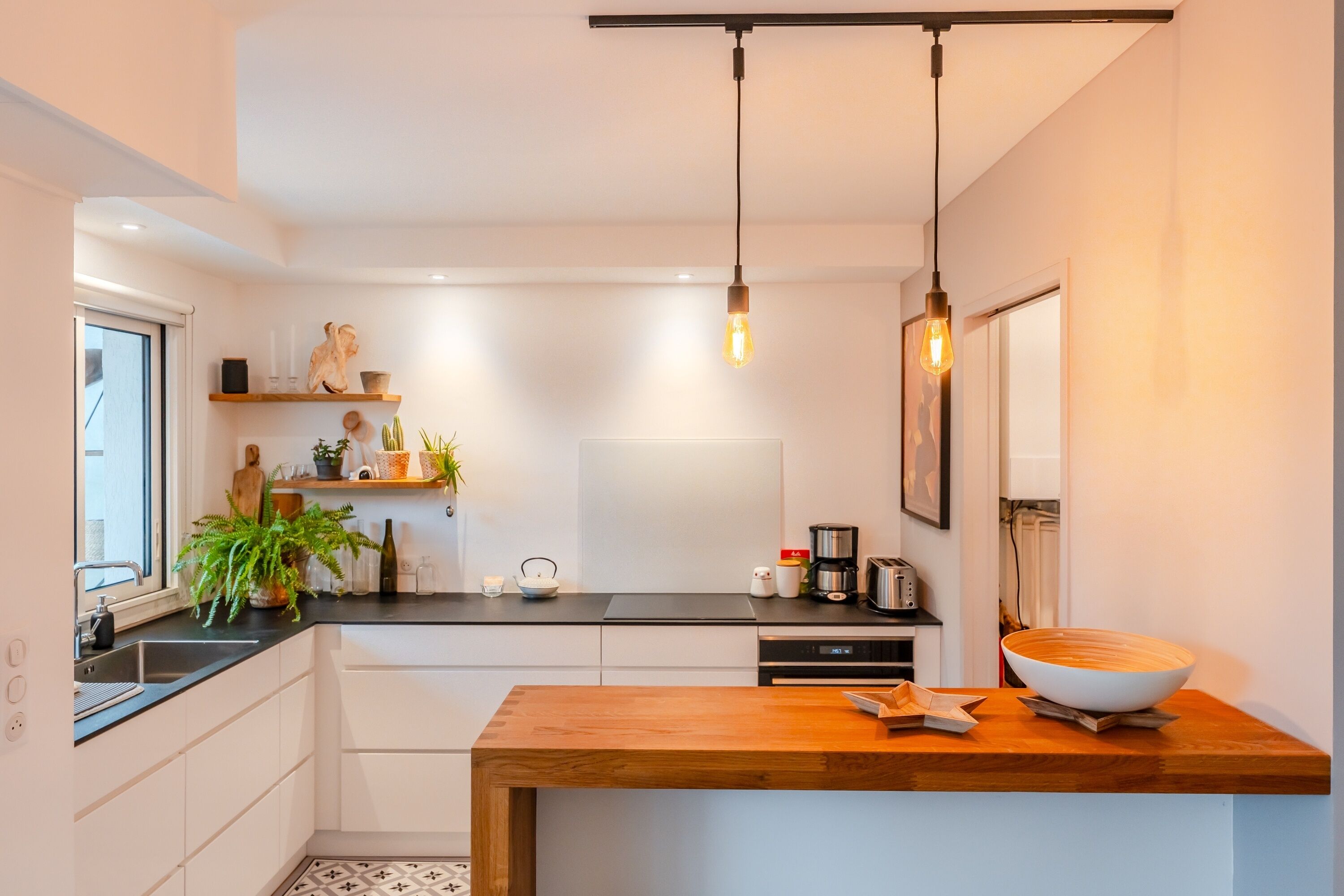 Réfrigérateur, micro-ondes, four, lave-vaisselle