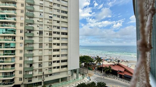 Facing the sea • 3 suites • Pitangueiras • Parking space + Wi-Fi